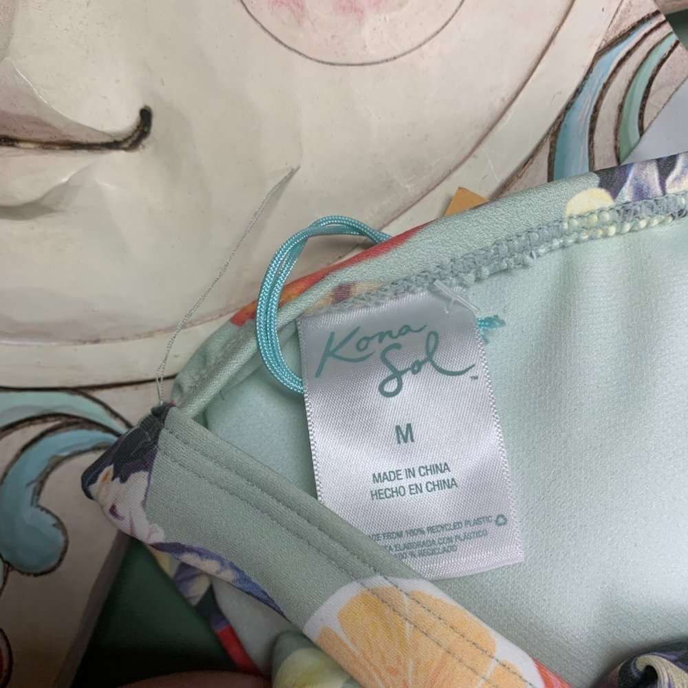 NWT Orange Grove Soft Green Shoulder Ruffle Bralette Bikini Top - Kona Sol - Picture 8 of 11
